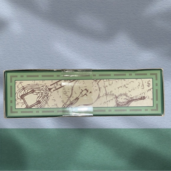 Great Minds Set of 5 Puzzles Compendium - Picture 2 of 5